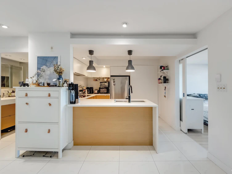 304-2525 Blenheim Street, Vancouver, BC, V6K 4W6 - 7