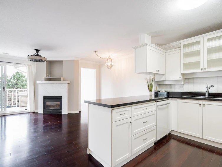 307-19750 64 Avenue, Langley, BC, V2Y 2T1 - 9