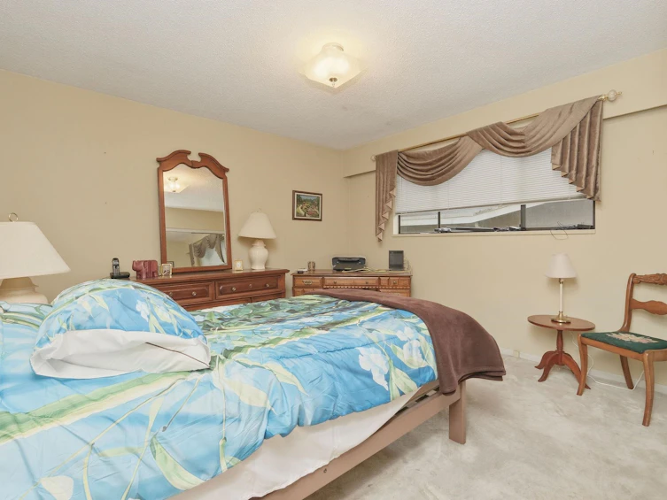 8285 Burnlake Drive, Burnaby, BC, V5A 3L1 - 14