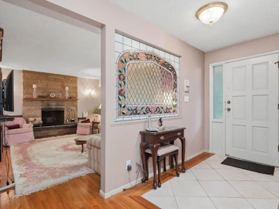 8285 Burnlake Drive - 2