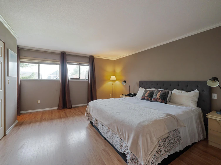 16109 80a Avenue, Surrey, BC, V4N 0J8 - 16