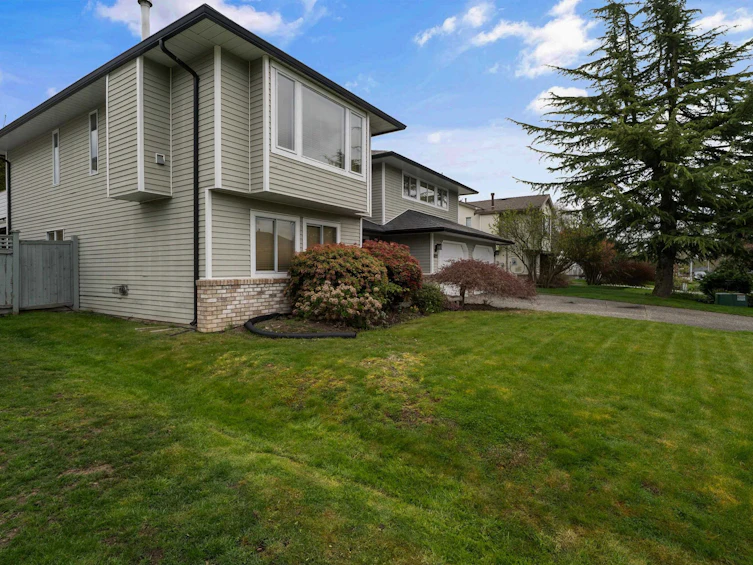 16109 80a Avenue, Surrey, BC, V4N 0J8 - 2