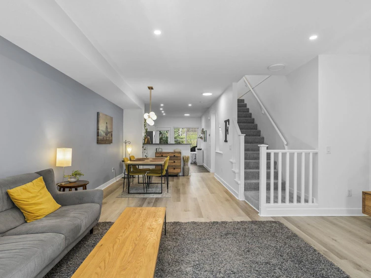 103-2000 Panorama Drive, Port Moody, BC, V3H 5J5 - 6