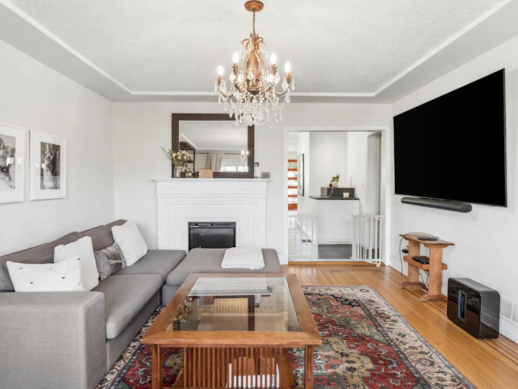 2486 Eton Street, Vancouver, BC, V5K 1J5 - 4