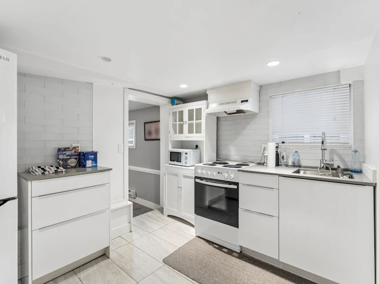 2486 Eton Street, Vancouver, BC, V5K 1J5 - 30