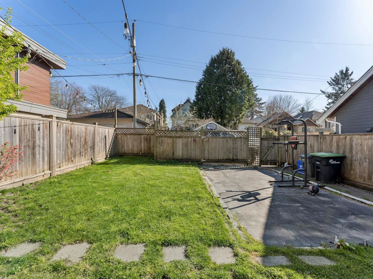 2486 Eton Street, Vancouver, BC, V5K 1J5 - 23