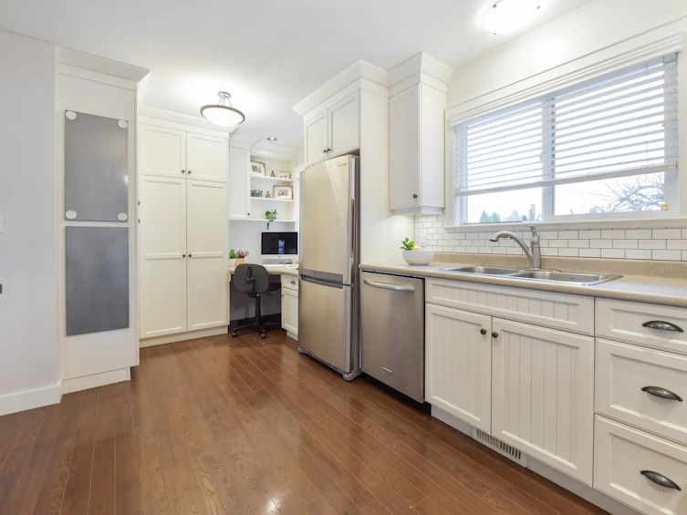 10008 Dublin Drive, Chilliwack, BC, V2P 6K7 - 11