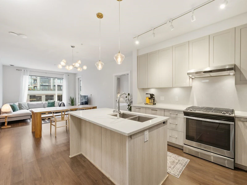 304 - 123 W 1st Street, North Vancouver BC