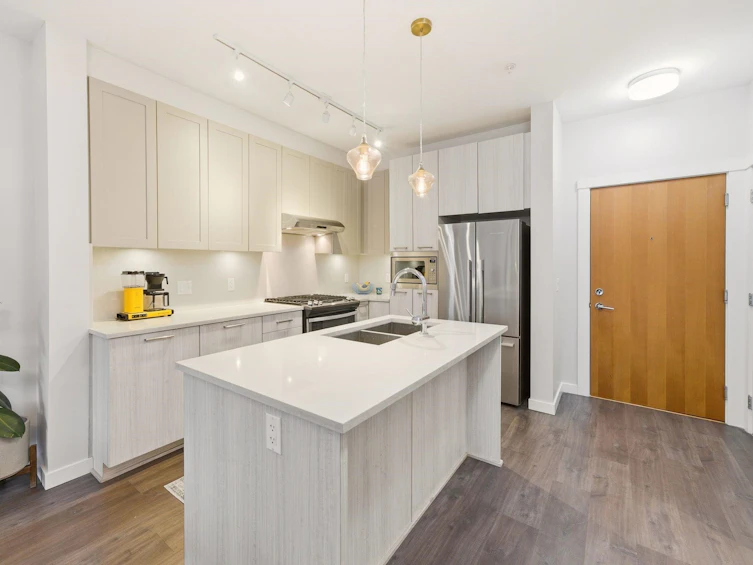 304-123 W 1st Street, North Vancouver, BC, V7M 0E5 - 11