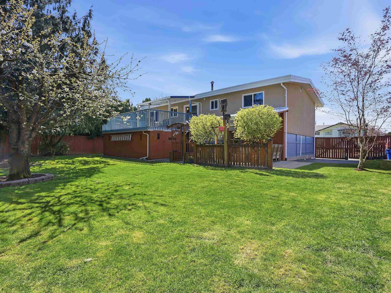 10096 Killarney Drive, Chilliwack BC V2P 5P8