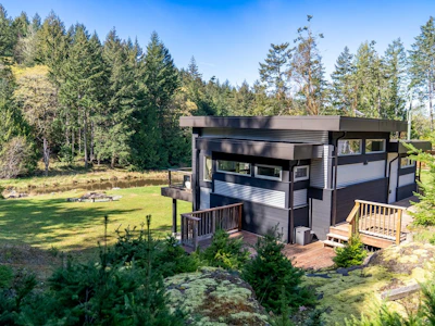 5582 Hooson Road - 4
