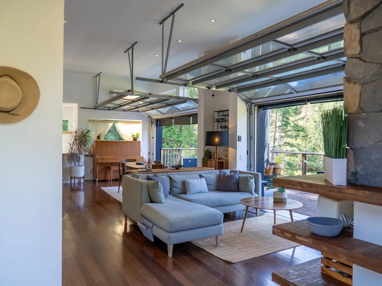 5582 Hooson Road, Pender Island, BC, V0N 2M1 - 6