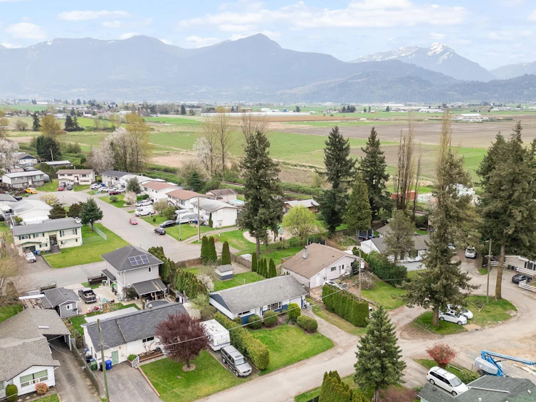 9144 Holly Street, Chilliwack, BC, V2P 6A7 - 36