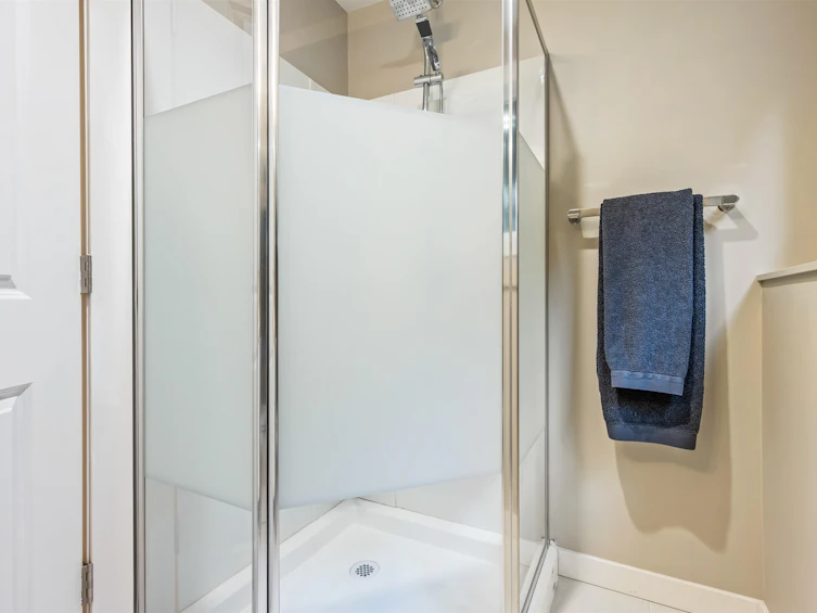 9046 Broadway Street, Chilliwack, BC, V2P 5W1 - 26