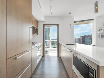 1509-68 Smithe Street - 4