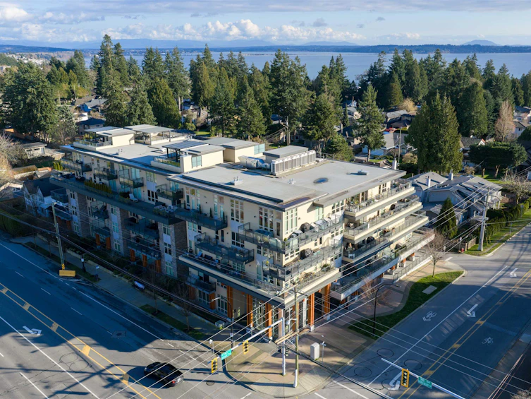 102-14022 North Bluff Road, Surrey, BC, V4B 3C3 - 30
