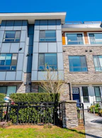 10 5476 Brydon Crescent