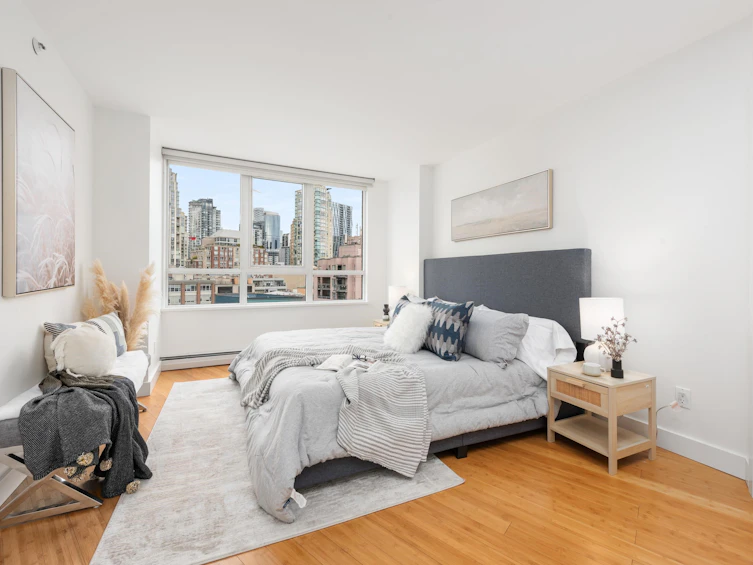 11D-199 Drake Street, Vancouver, BC, V6Z 2T9 - 14