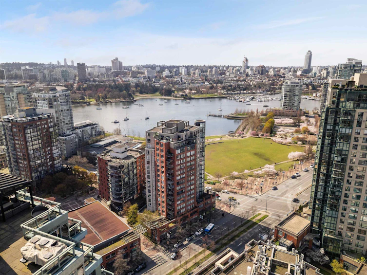 11D-199 Drake Street, Vancouver, BC, V6Z 2T9 - 29