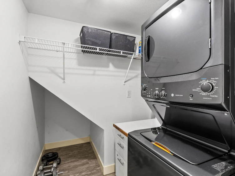85-1561 Booth Avenue, Coquitlam, BC, V3K 6Z9 - 18