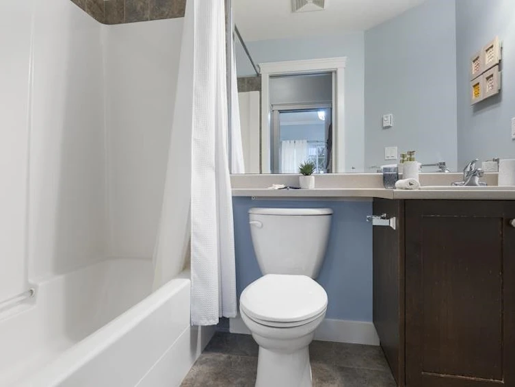 213-17712 57a Avenue, Surrey, BC, V3S 1J1 - 19