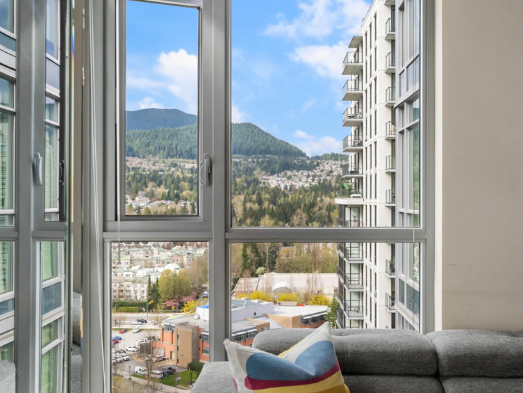 2301-3008 Glen Drive, Coquitlam, BC, V3B 0J5 - 5