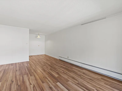 315-310 W 3rd Street - 4