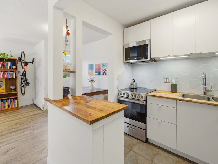 103-570 E 8th Avenue, Vancouver, BC, V5T 1S8 - 4