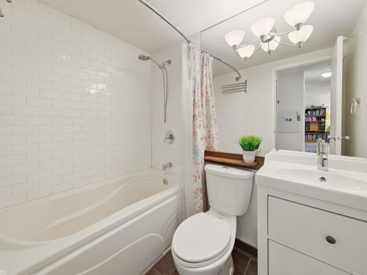 103-570 E 8th Avenue, Vancouver, BC, V5T 1S8 - 16
