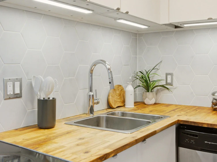 103-570 E 8th Avenue, Vancouver, BC, V5T 1S8 - 7