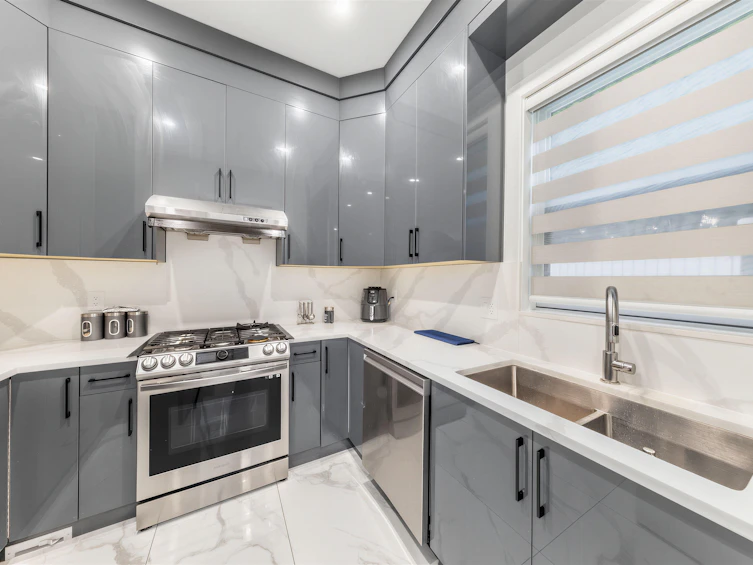 17875 59a Avenue, Surrey, BC, V3S 1R2 - 15