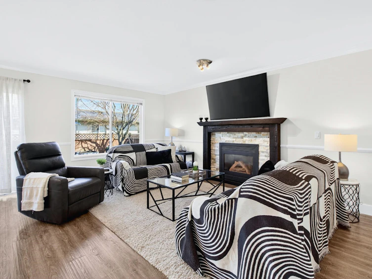 18755 65 Avenue, Surrey, BC, V3S 8V2 - 11