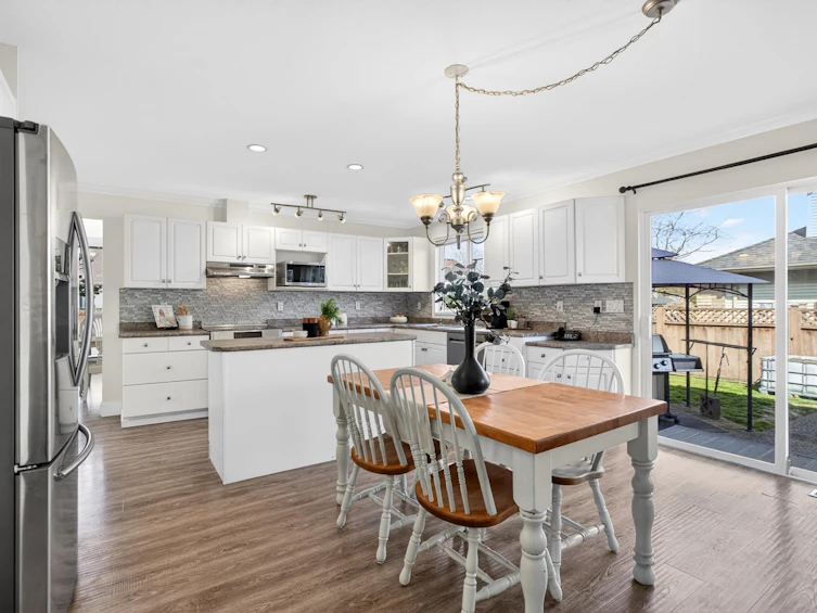 18755 65 Avenue, Surrey, BC, V3S 8V2 - 9