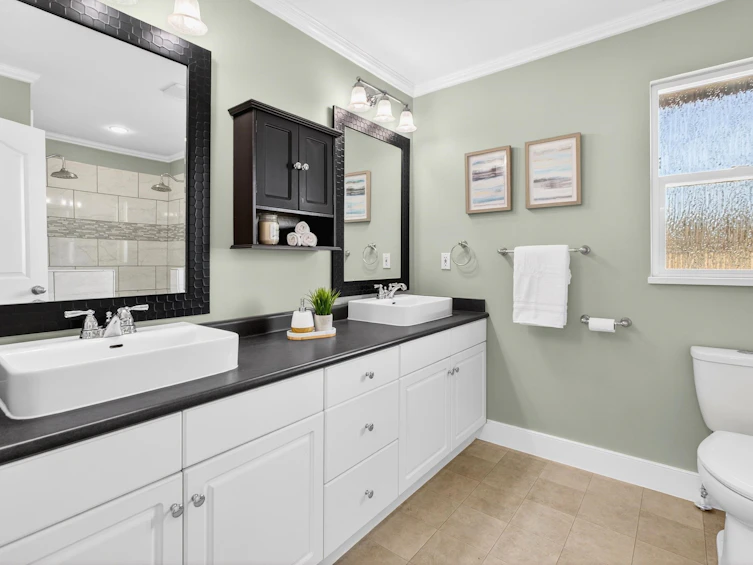 18755 65 Avenue, Surrey, BC, V3S 8V2 - 16