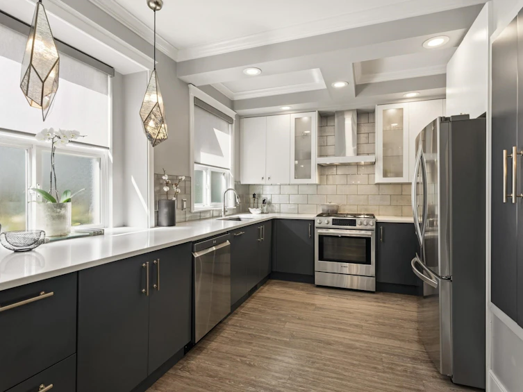 2855 W 16th Avenue, Vancouver, BC, V6K 3C5 - 6