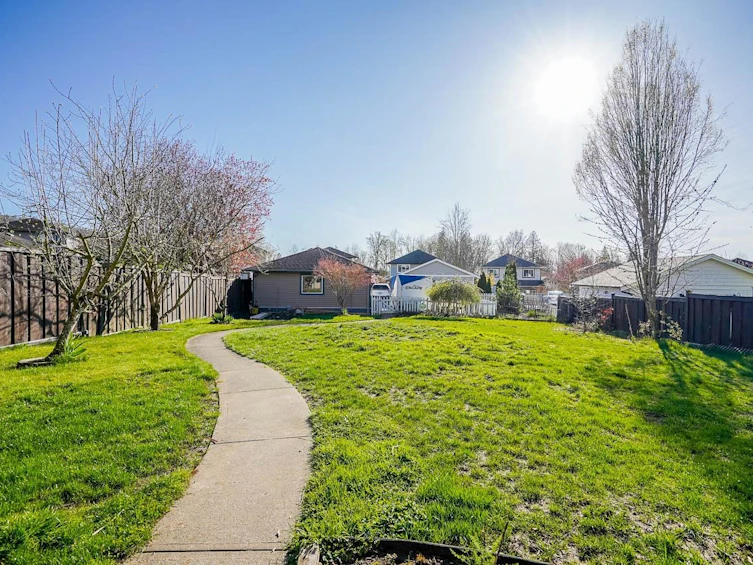 36016 Shadbolt Avenue, Abbotsford, BC, V3G 3E6 - 31