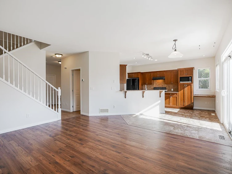 36016 Shadbolt Avenue, Abbotsford, BC, V3G 3E6 - 9