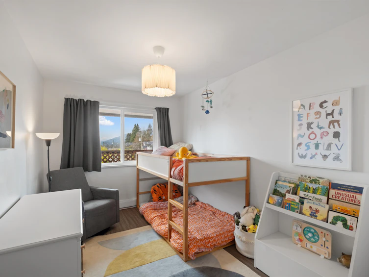 104-105 W Kings Road, North Vancouver, BC, V7N 2L7 - 23