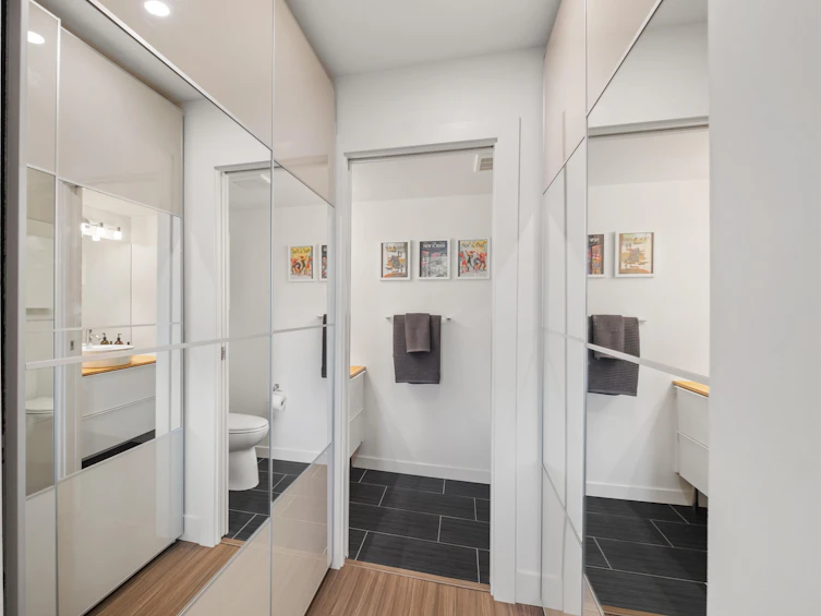 104-105 W Kings Road, North Vancouver, BC, V7N 2L7 - 21