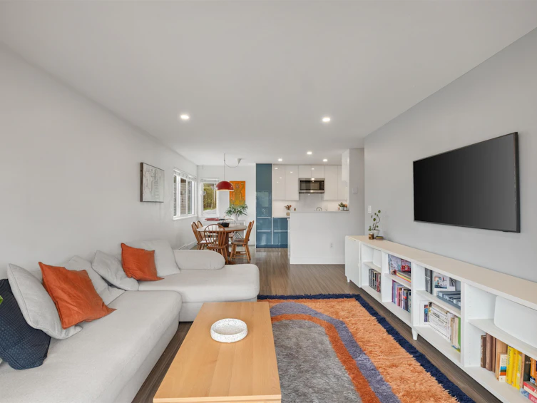 104-105 W Kings Road, North Vancouver, BC, V7N 2L7 - 18