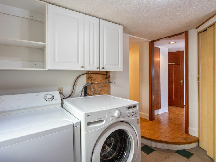 2282 E 7th Avenue, Vancouver, BC, V5N 1S7 - 23