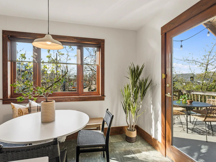 2282 E 7th Avenue, Vancouver, BC, V5N 1S7 - 10