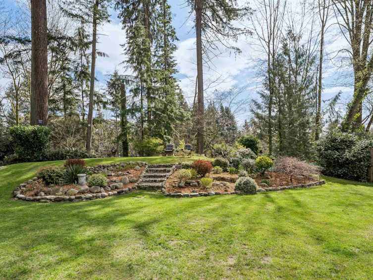 1874 Appin Road, North Vancouver, BC, V7J 2T5 - 34