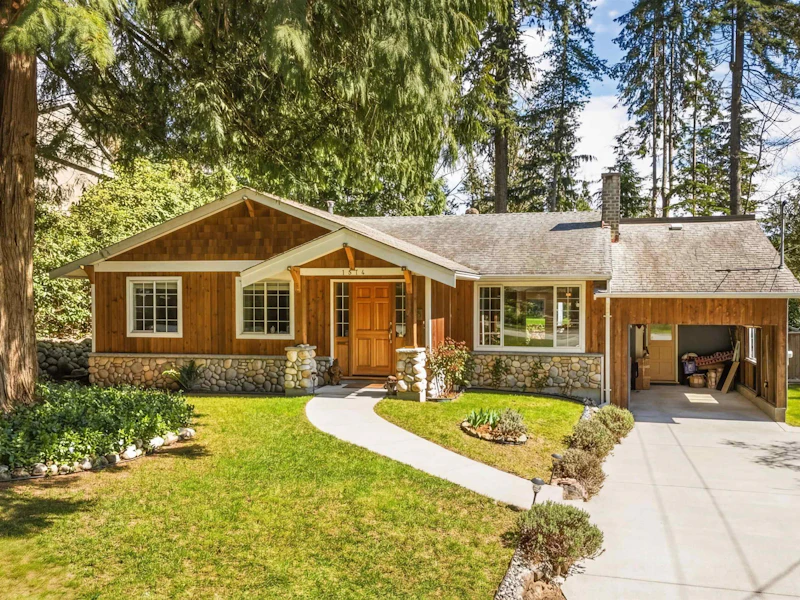 1874 Appin Road, North Vancouver BC V7J 2T5