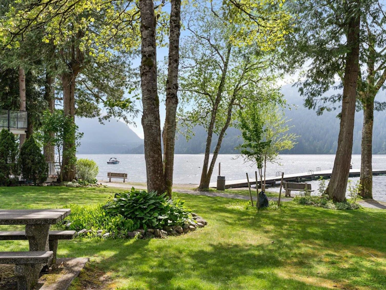253 First Avenue, Cultus Lake, BC, V2R 4Z2 - 4