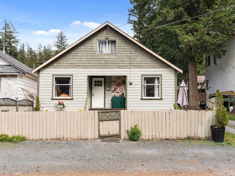 253 First Avenue, Cultus Lake, BC, V2R 4Z2 - 29