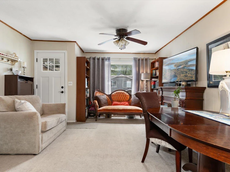 253 First Avenue, Cultus Lake, BC, V2R 4Z2 - 14