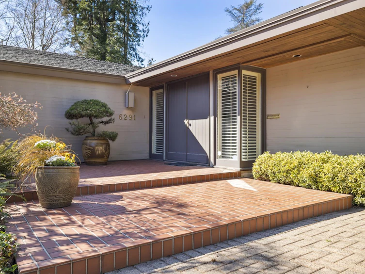 6291 Carnarvon Street, Vancouver, BC, V6N 1K2 - 2