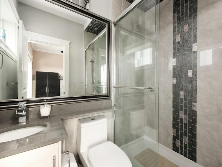 460 E 60th Avenue, Vancouver, BC, V5X 1Z9 - 23