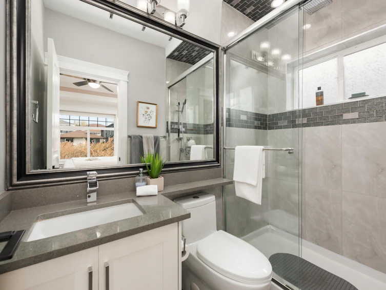 460 E 60th Avenue, Vancouver, BC, V5X 1Z9 - 19
